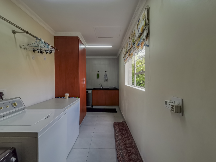 3 Bedroom Property for Sale in Wilro Park Gauteng