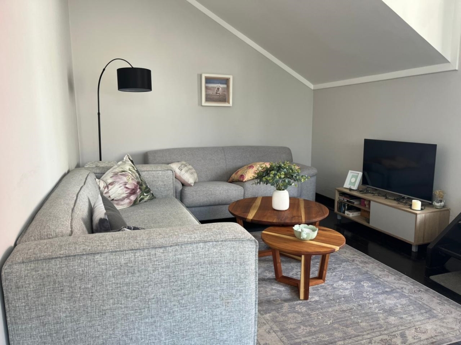 2 Bedroom Property for Sale in Pineslopes Gauteng