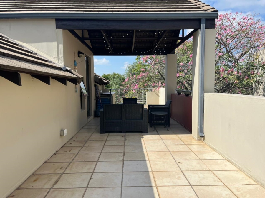 2 Bedroom Property for Sale in Pineslopes Gauteng