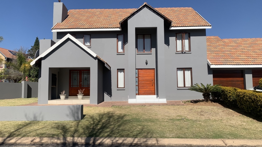 3 Bedroom Property for Sale in Kosmosdal Gauteng