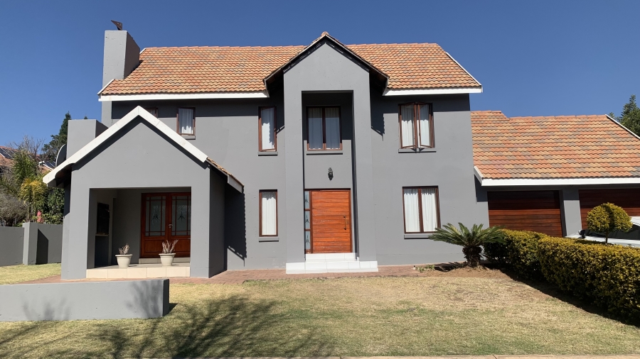 3 Bedroom Property for Sale in Kosmosdal Gauteng
