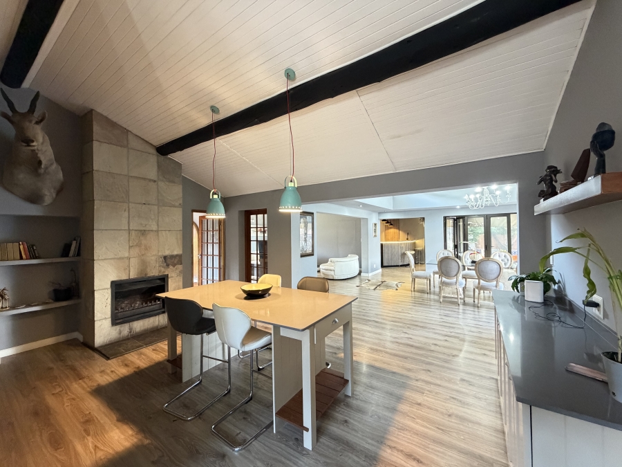 4 Bedroom Property for Sale in Glenanda Gauteng