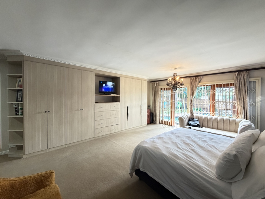 4 Bedroom Property for Sale in Glenanda Gauteng