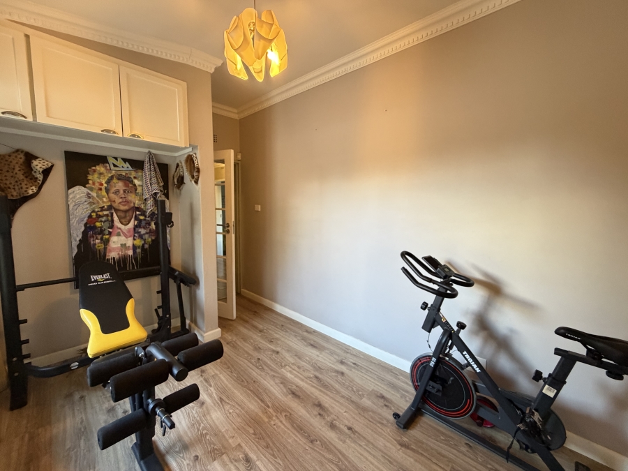 4 Bedroom Property for Sale in Glenanda Gauteng