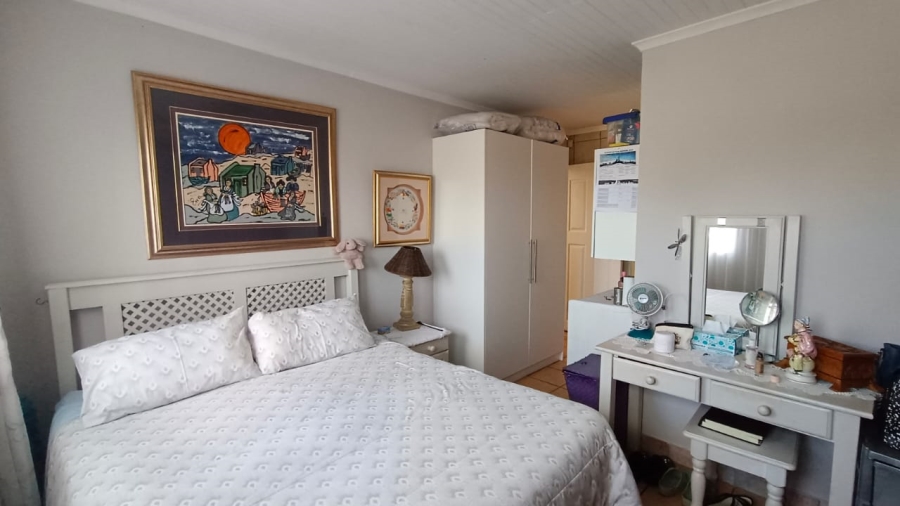 5 Bedroom Property for Sale in Tenacre A H Gauteng