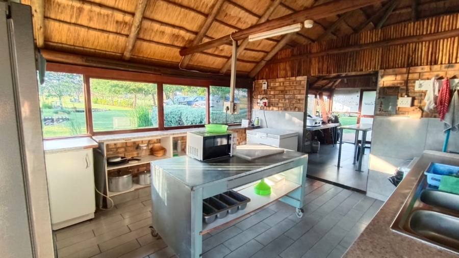 5 Bedroom Property for Sale in Tenacre A H Gauteng