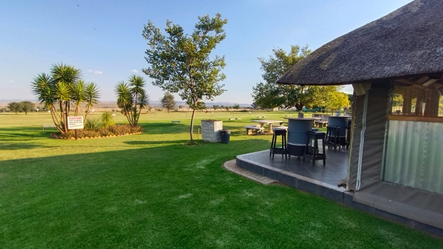 5 Bedroom Property for Sale in Tenacre A H Gauteng