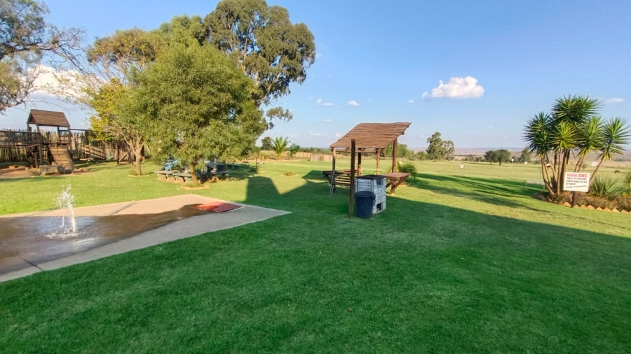 5 Bedroom Property for Sale in Tenacre A H Gauteng