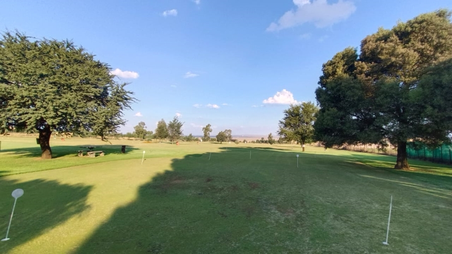 5 Bedroom Property for Sale in Tenacre A H Gauteng