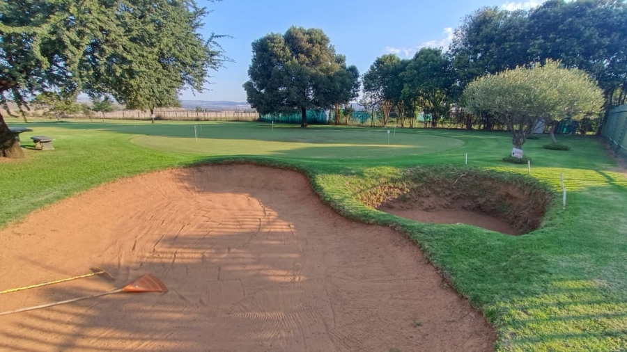 5 Bedroom Property for Sale in Tenacre A H Gauteng