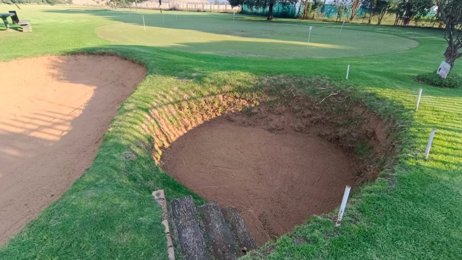 5 Bedroom Property for Sale in Tenacre A H Gauteng