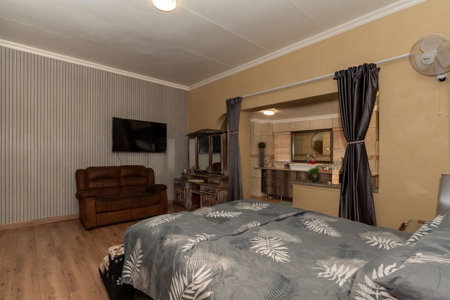 7 Bedroom Property for Sale in Boksburg West Gauteng