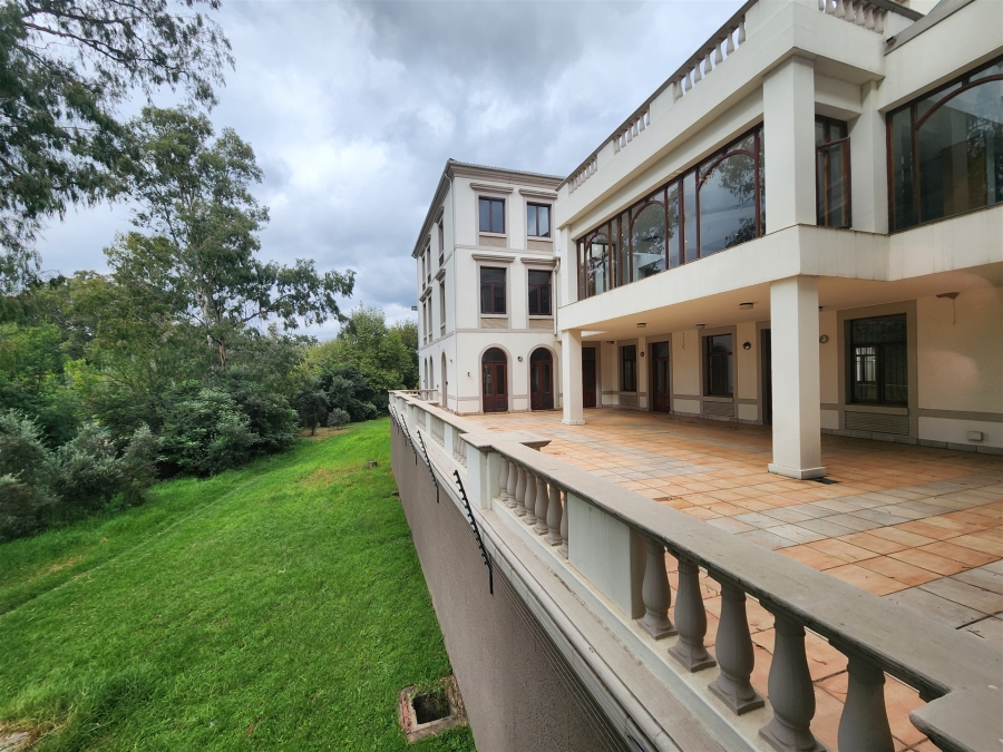 To Let Commercial Property for Rent in Strathavon Gauteng