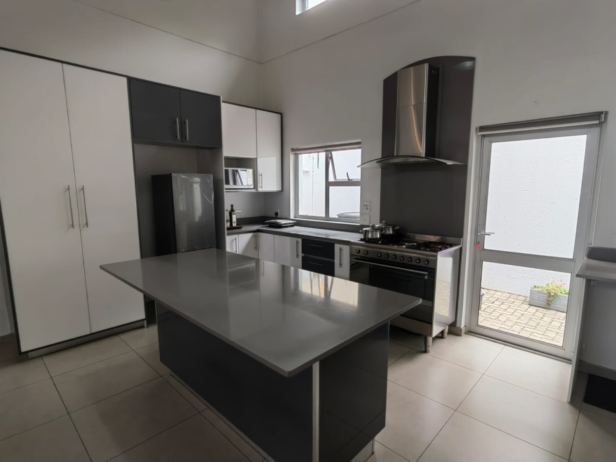 3 Bedroom Property for Sale in Essexwold Gauteng