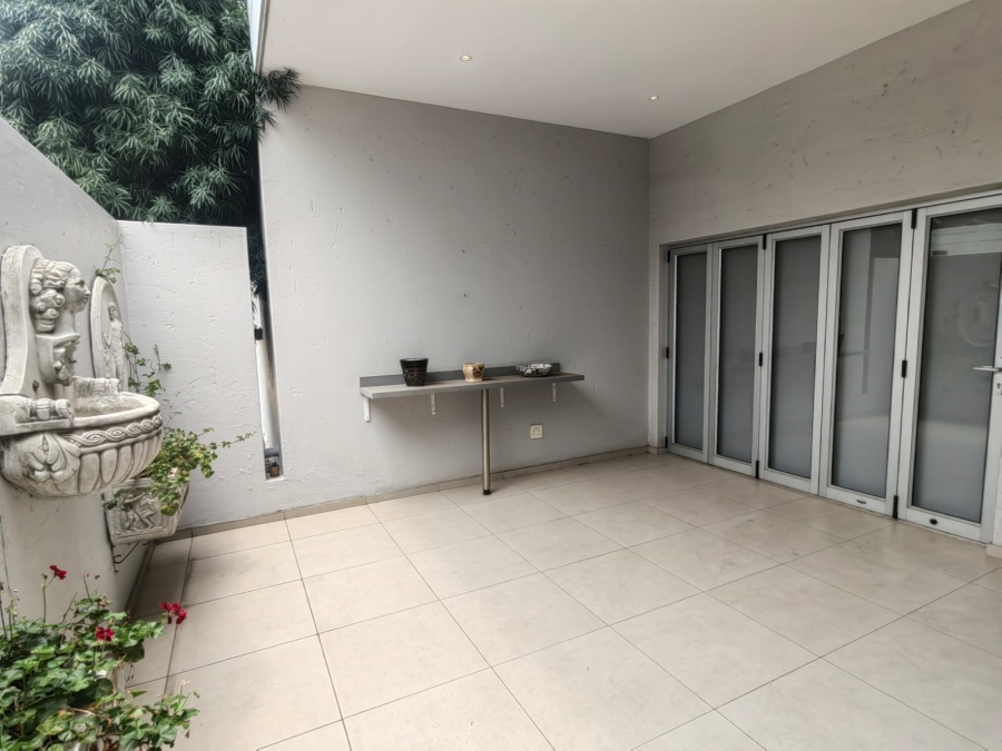 3 Bedroom Property for Sale in Essexwold Gauteng