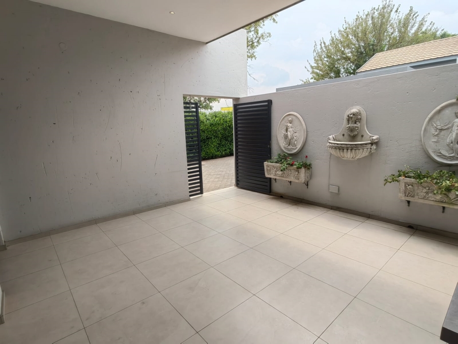 3 Bedroom Property for Sale in Essexwold Gauteng