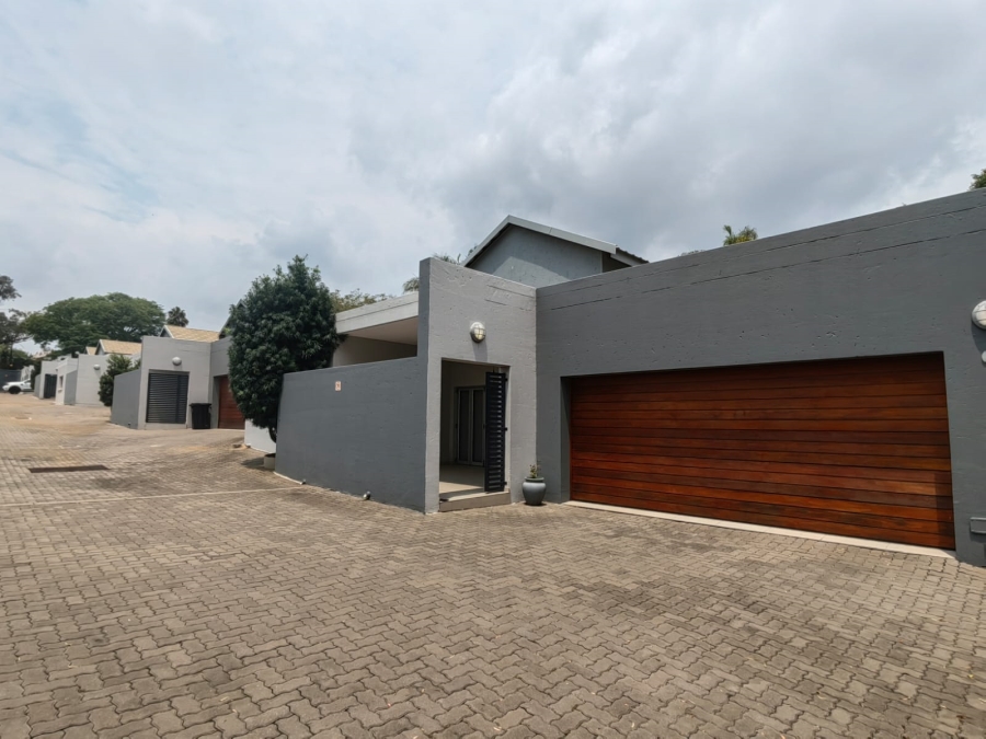 3 Bedroom Property for Sale in Essexwold Gauteng