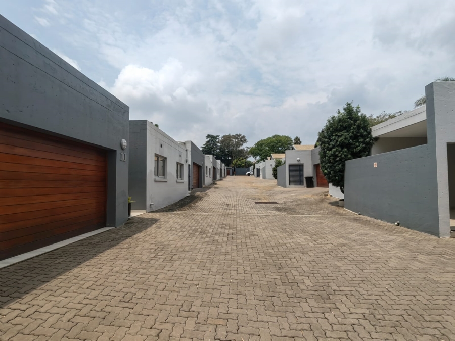 3 Bedroom Property for Sale in Essexwold Gauteng