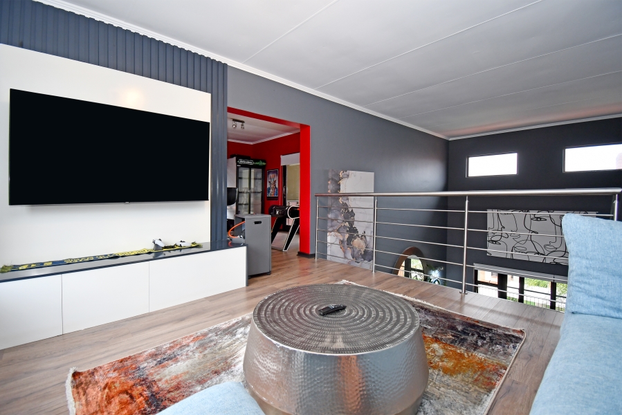 2 Bedroom Property for Sale in Solheim Gauteng