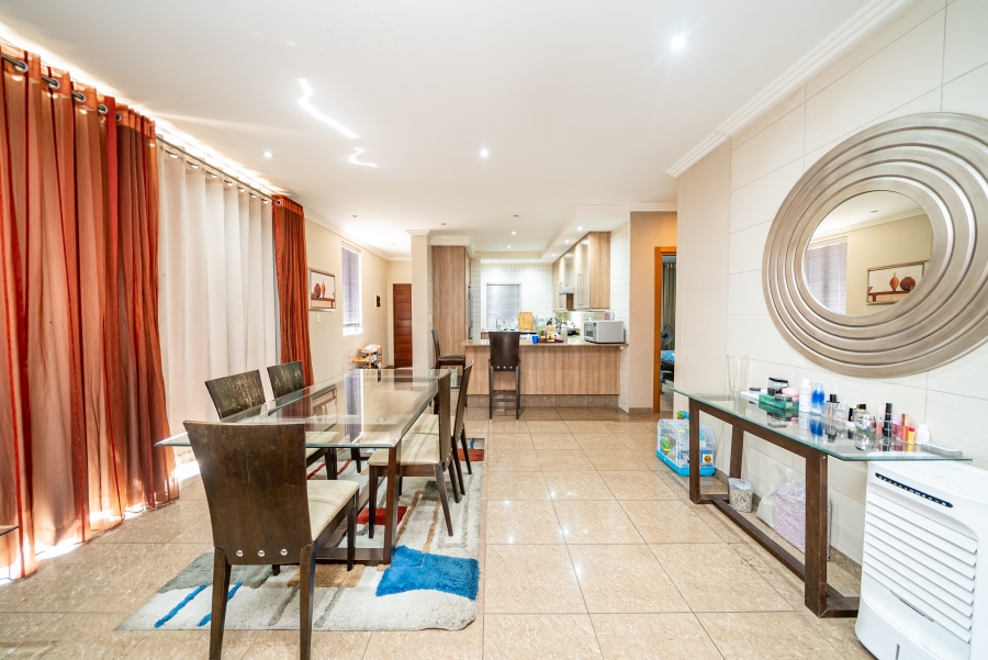 2 Bedroom Property for Sale in Bedford Gardens Gauteng