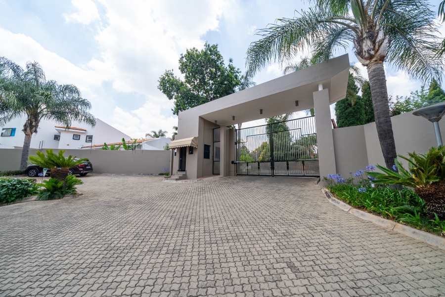 2 Bedroom Property for Sale in Bedfordview Gauteng