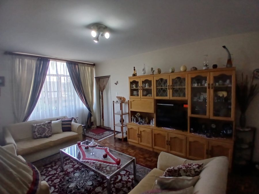 2 Bedroom Property for Sale in Bedford Gardens Gauteng