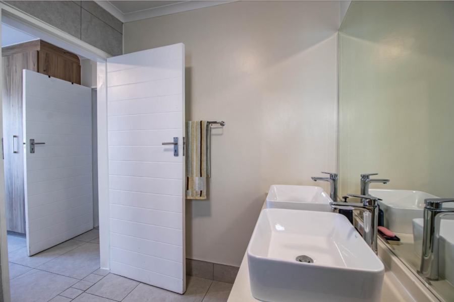 3 Bedroom Property for Sale in Modderfontein Gauteng