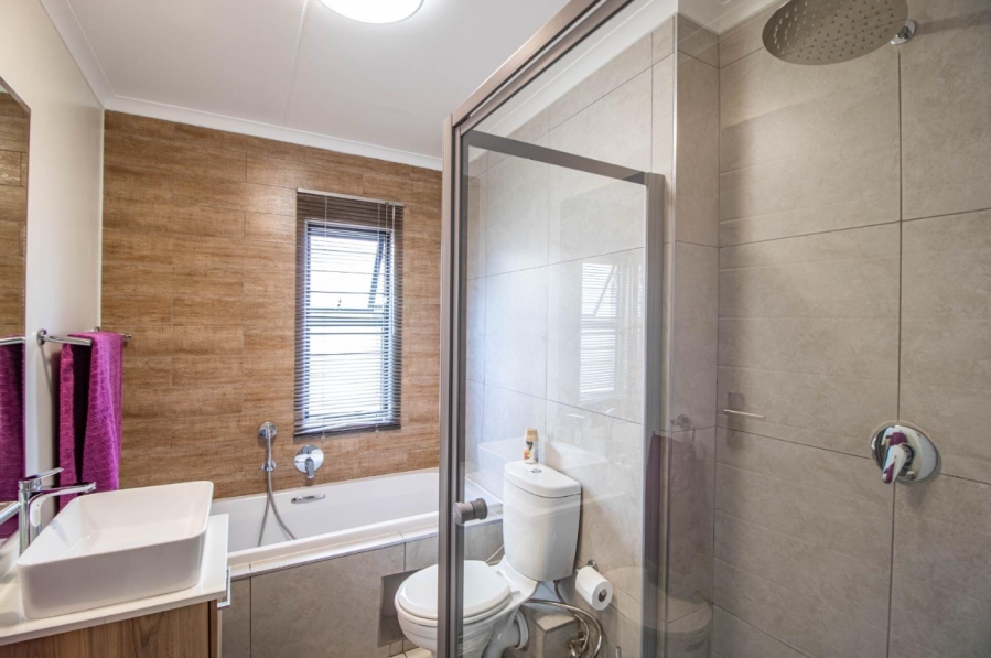 3 Bedroom Property for Sale in Modderfontein Gauteng