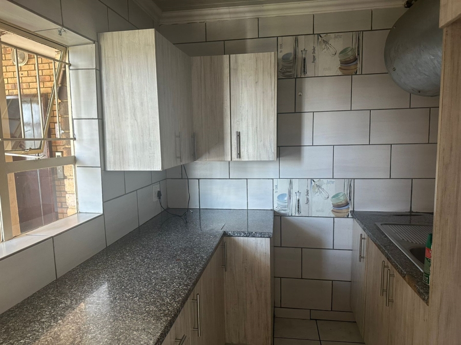 2 Bedroom Property for Sale in Silverton Gauteng