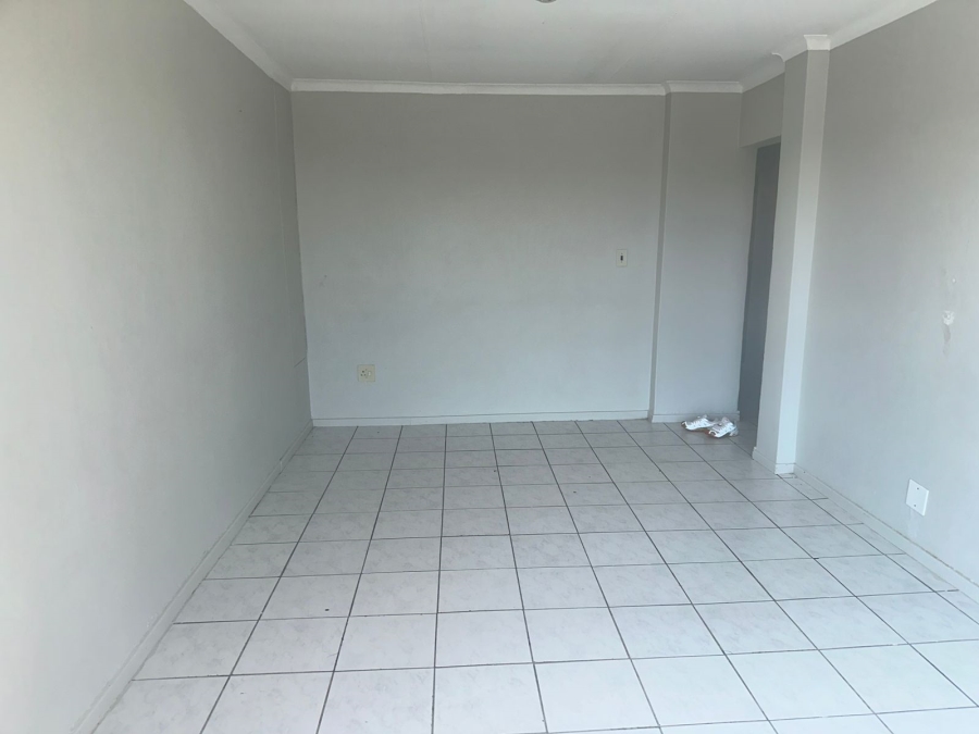 2 Bedroom Property for Sale in Silverton Gauteng