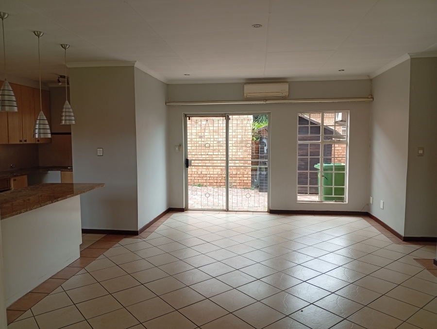 3 Bedroom Property for Sale in Equestria Gauteng