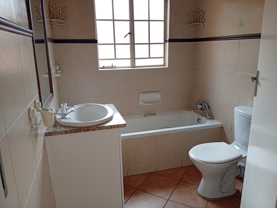 3 Bedroom Property for Sale in Equestria Gauteng