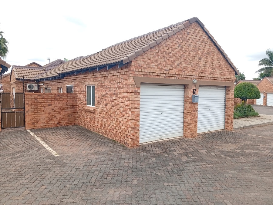 3 Bedroom Property for Sale in Equestria Gauteng