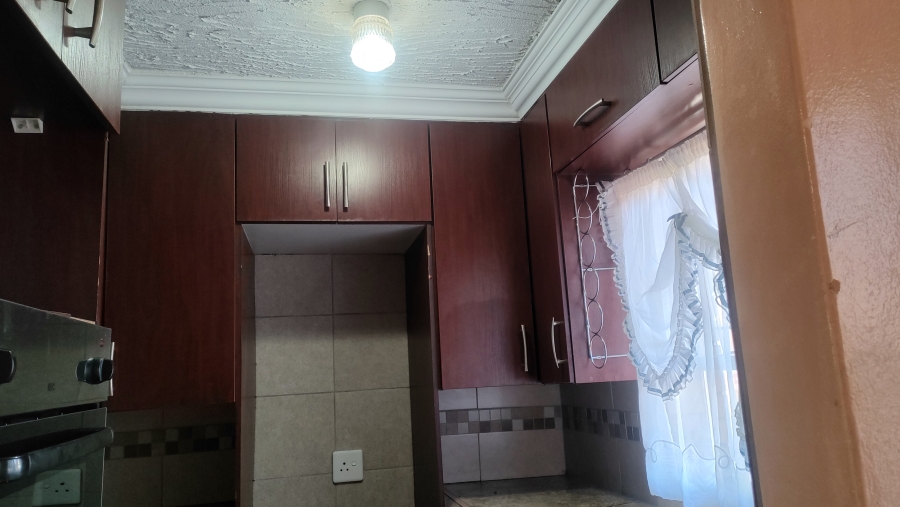 2 Bedroom Property for Sale in Silverton Gauteng