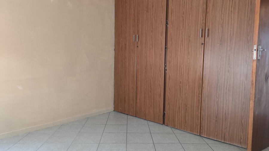 2 Bedroom Property for Sale in Silverton Gauteng