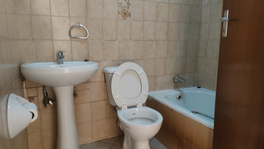 2 Bedroom Property for Sale in Silverton Gauteng