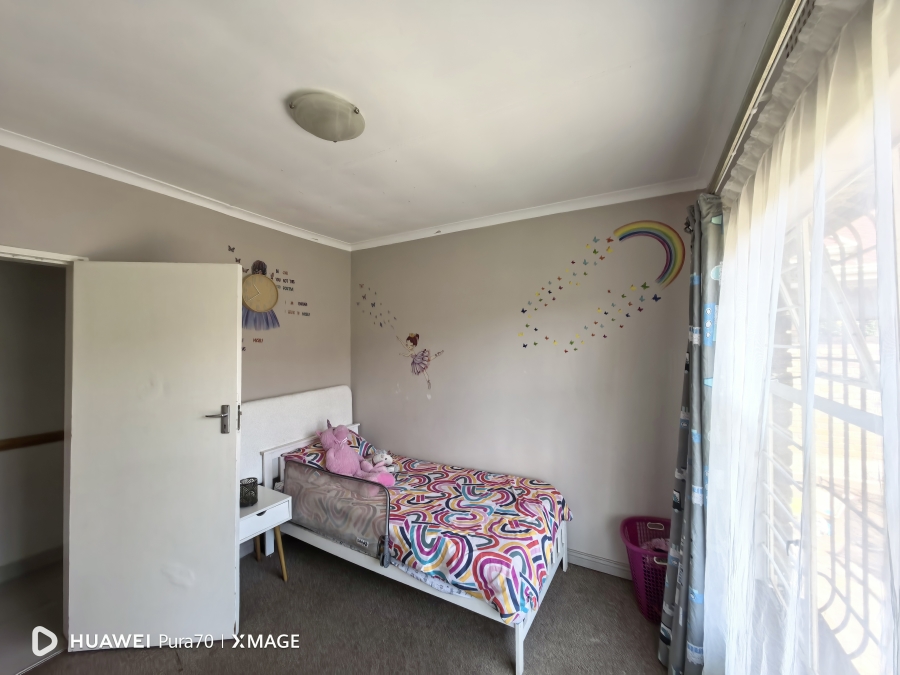 3 Bedroom Property for Sale in Birchleigh North Gauteng