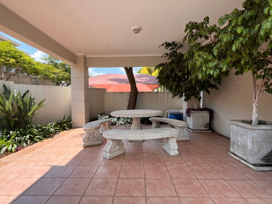 To Let 2 Bedroom Property for Rent in Morningside Gauteng