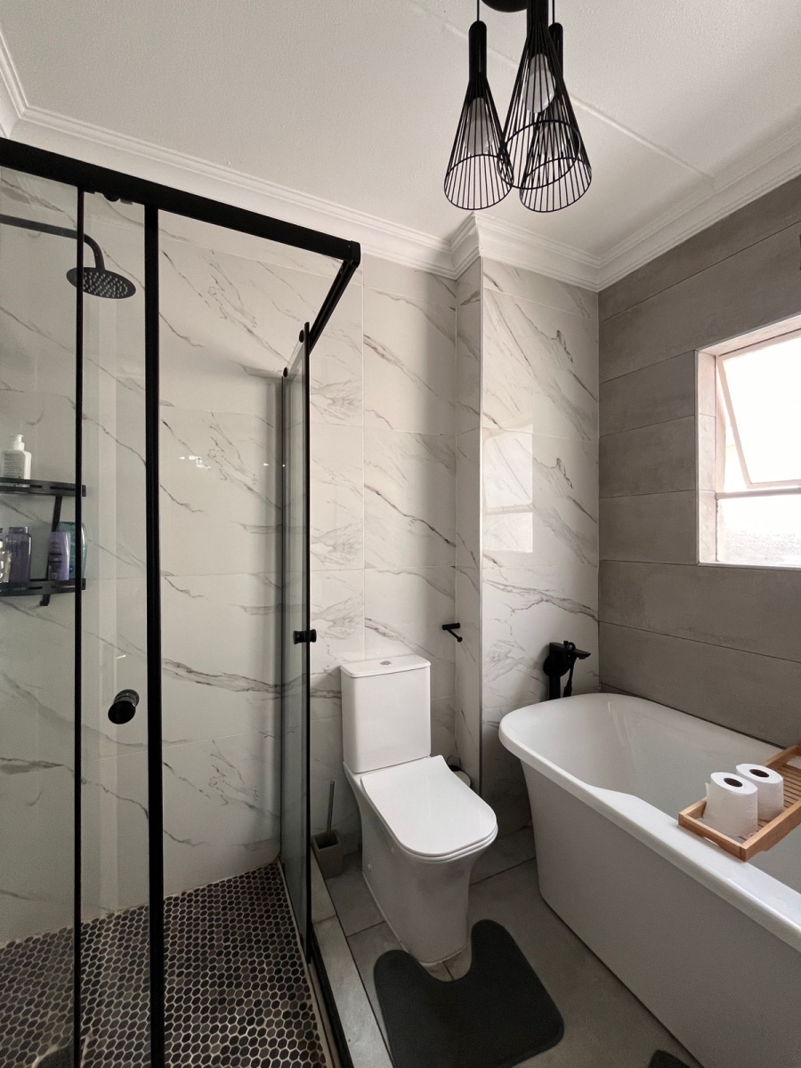 To Let 2 Bedroom Property for Rent in Morningside Gauteng