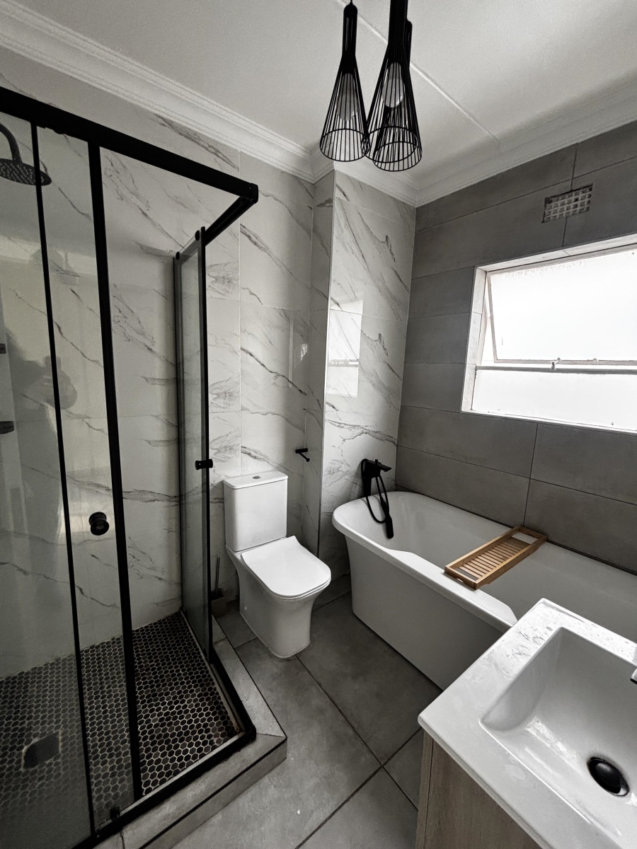 To Let 2 Bedroom Property for Rent in Morningside Gauteng