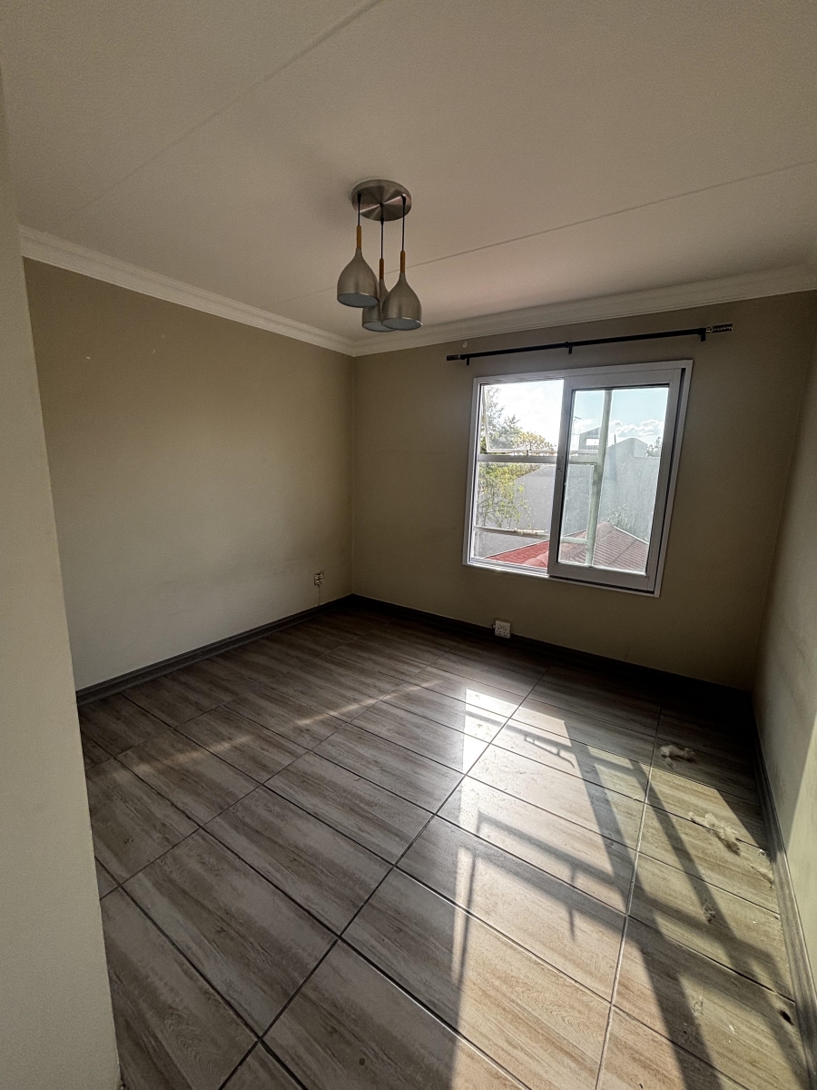 To Let 2 Bedroom Property for Rent in Morningside Gauteng