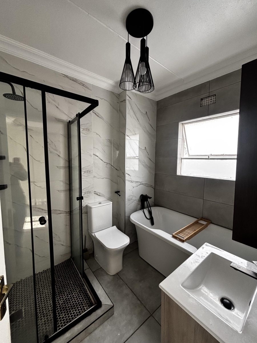 To Let 2 Bedroom Property for Rent in Morningside Gauteng