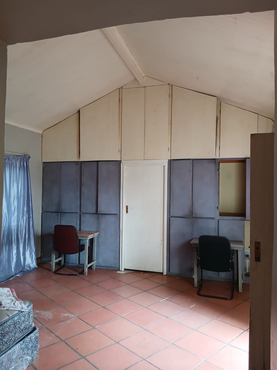10 Bedroom Property for Sale in Hurst Hill Gauteng