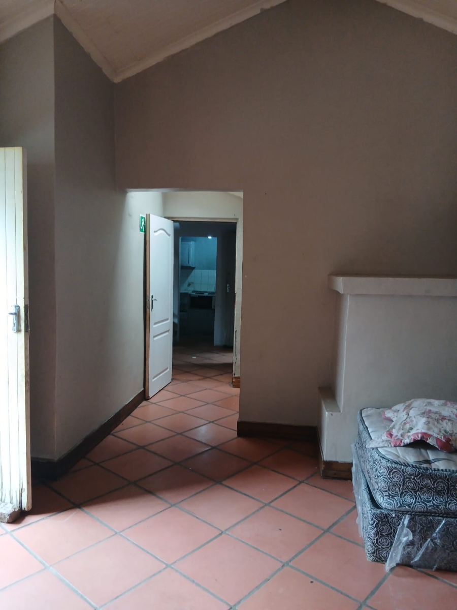10 Bedroom Property for Sale in Hurst Hill Gauteng