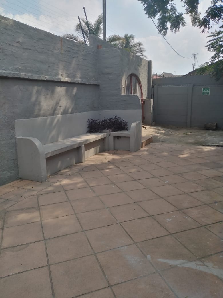 10 Bedroom Property for Sale in Hurst Hill Gauteng
