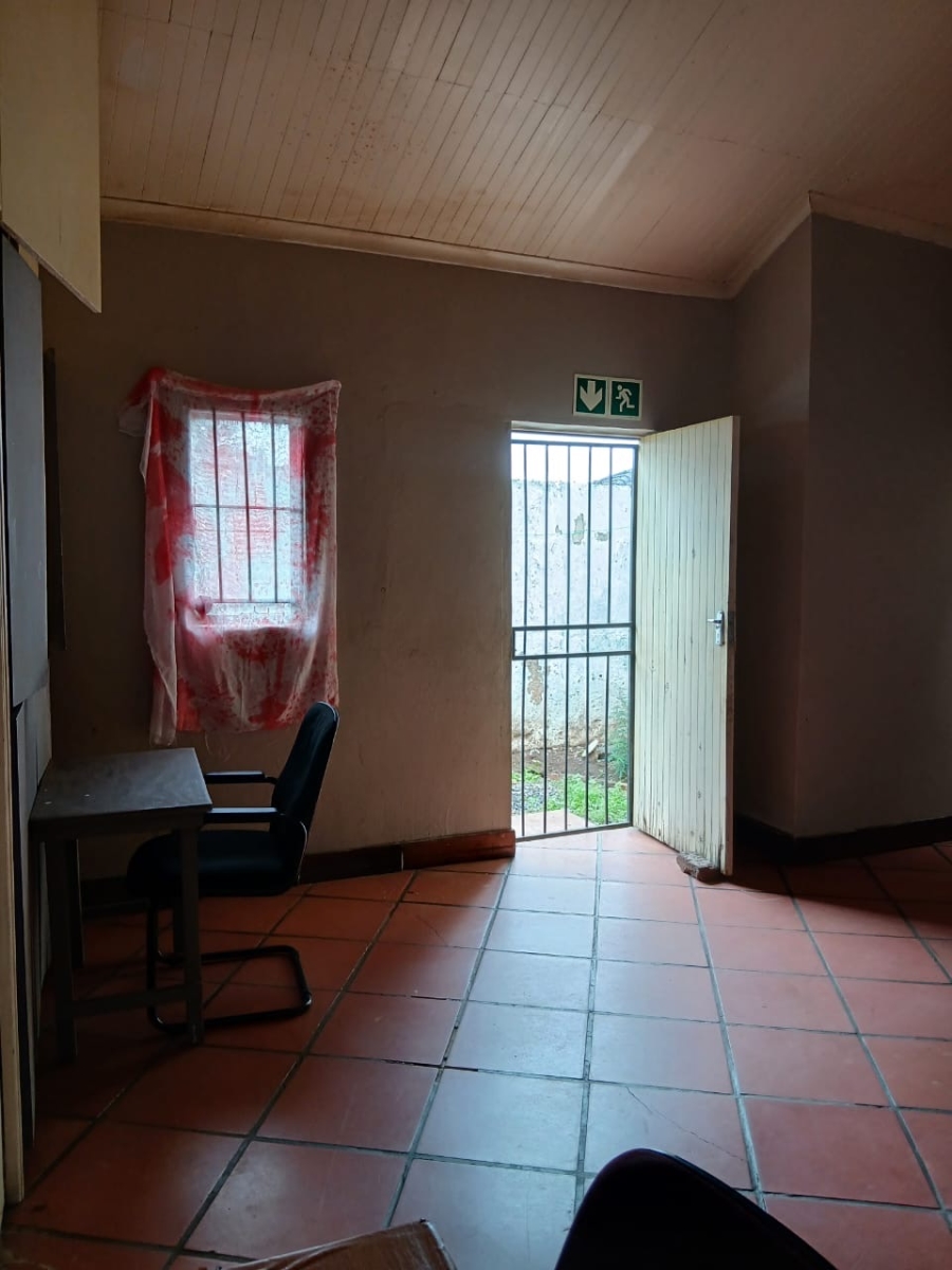 10 Bedroom Property for Sale in Hurst Hill Gauteng