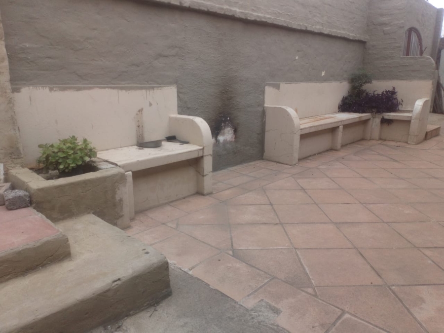 10 Bedroom Property for Sale in Hurst Hill Gauteng