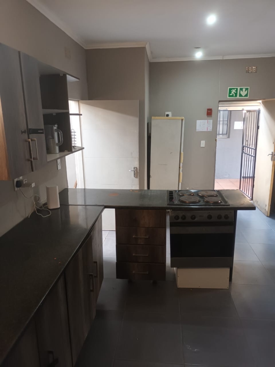 10 Bedroom Property for Sale in Hurst Hill Gauteng