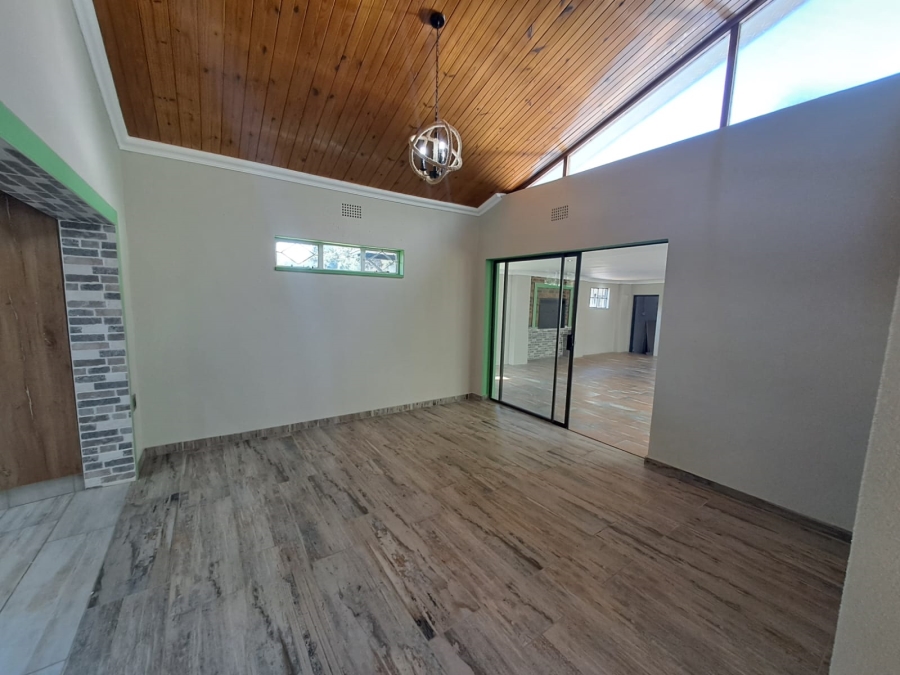 4 Bedroom Property for Sale in Three Rivers Gauteng