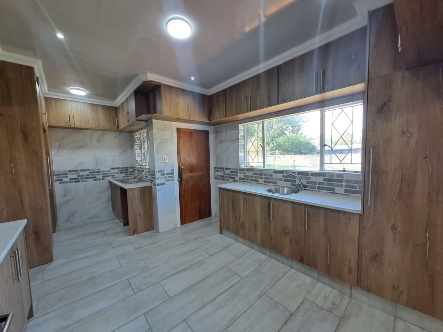 4 Bedroom Property for Sale in Three Rivers Gauteng